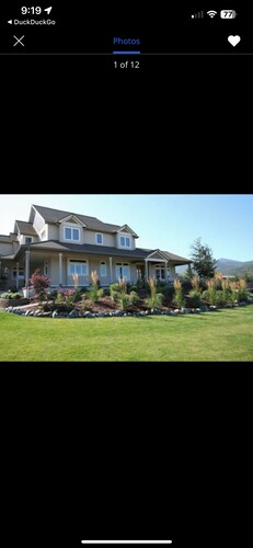 The R&R is a large 5-bedroom house in beautiful Ashland…amazing sunset views,