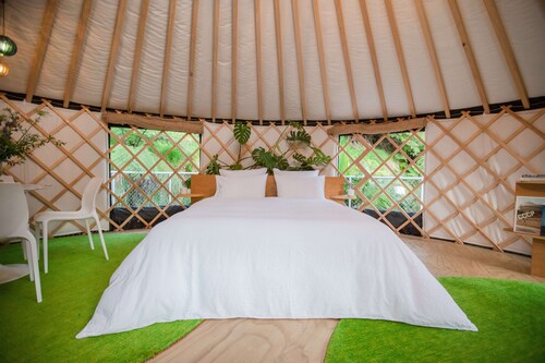 The black Yurt