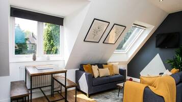 Classic Apartment | Living area