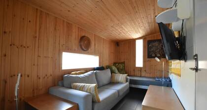 Here you live close to the lake and the forest