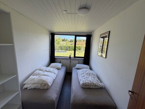 4 bedrooms, free WiFi