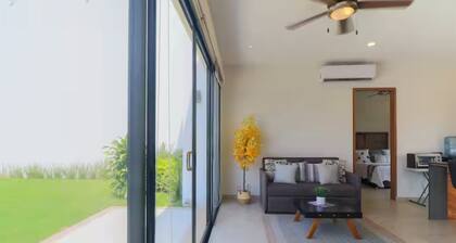 Ground Level 2BD Villa w/Pool, garden + fast Wi-Fi