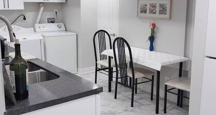 a spacious and private bedroom with your own ensuite bathroom in Richmond Hill