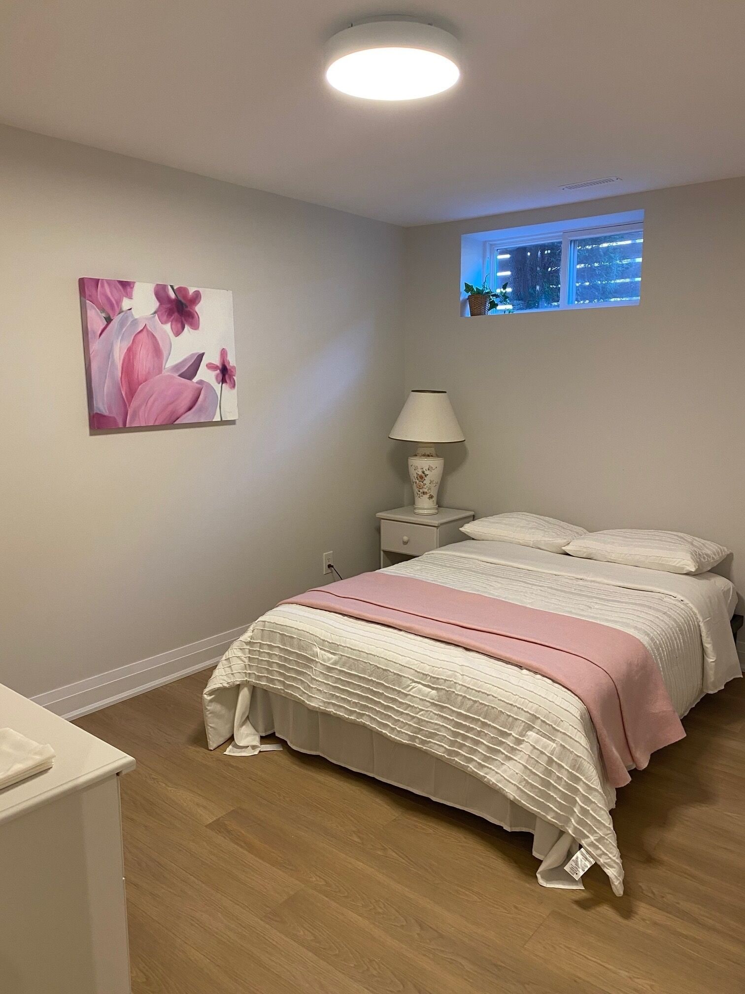 2 bedrooms, iron/ironing board, WiFi (free), bed sheets