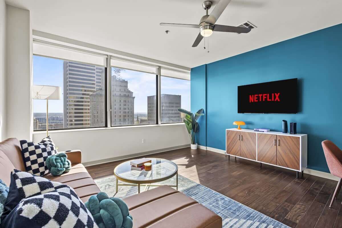 Downtown Loft | Rooftop Pool | Fair Season - Uptown - Dallas