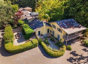 Exterior - Elegant Sonoma Estate on 3 Private Acres in Prime location (Sonoma)