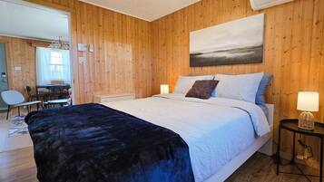 2 bedrooms, Internet, bed sheets