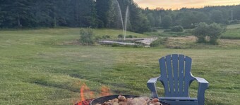 2 BR Cabot Trail Retreat Central Cape Breton 8 min to Baddeck