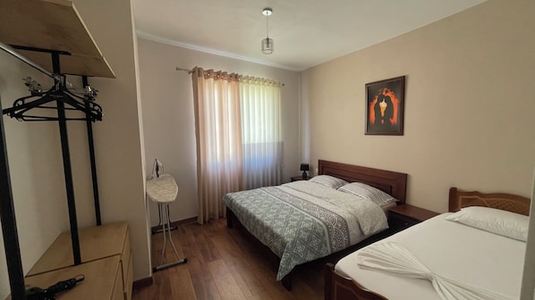 Luxury Apartment, Balcony - Skapeta Apartments (Saranda)