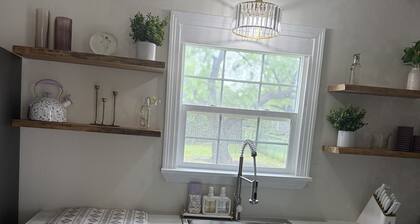 Casita Violeta-King Size Bed