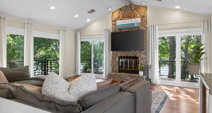Modern Waterfront w/Views, Boat Slip, Deck + Kayak