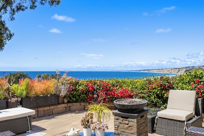 Experience La Jolla: 3 bedrooms, Hot Tub, Game Room and Beautiful Views