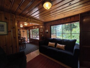Living area - Bear Cave at Devil Track Lake Cabins - New! (Grand Marais)