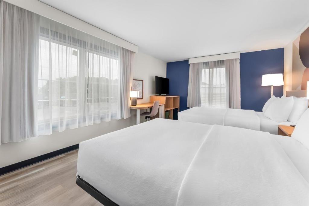 Bedroom. Interior and views may vary based on location and availability.