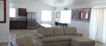 Rio Rico hideaway with panoramic views