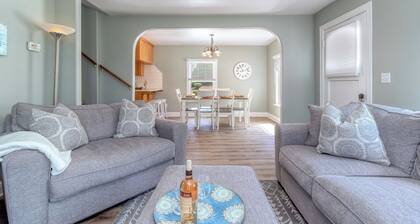 Wine Country Home | Park Views | Sleeps 6
