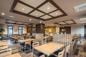 用餐