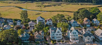Newly Renovated Clinton Beach House