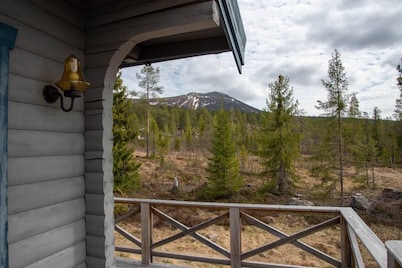Ski-in/Ski-out | Sauna | Engine heater