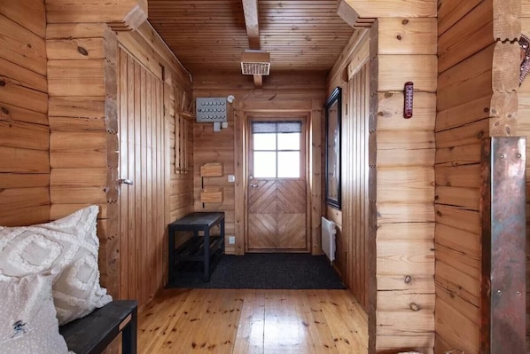 Interior - Ski-in/out | Sauna | Pets OK | Terrace | Parking (Lofsdalen)