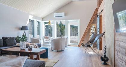 Sauna | WiFi | Wood-burning stove | BBQ | Pets OK