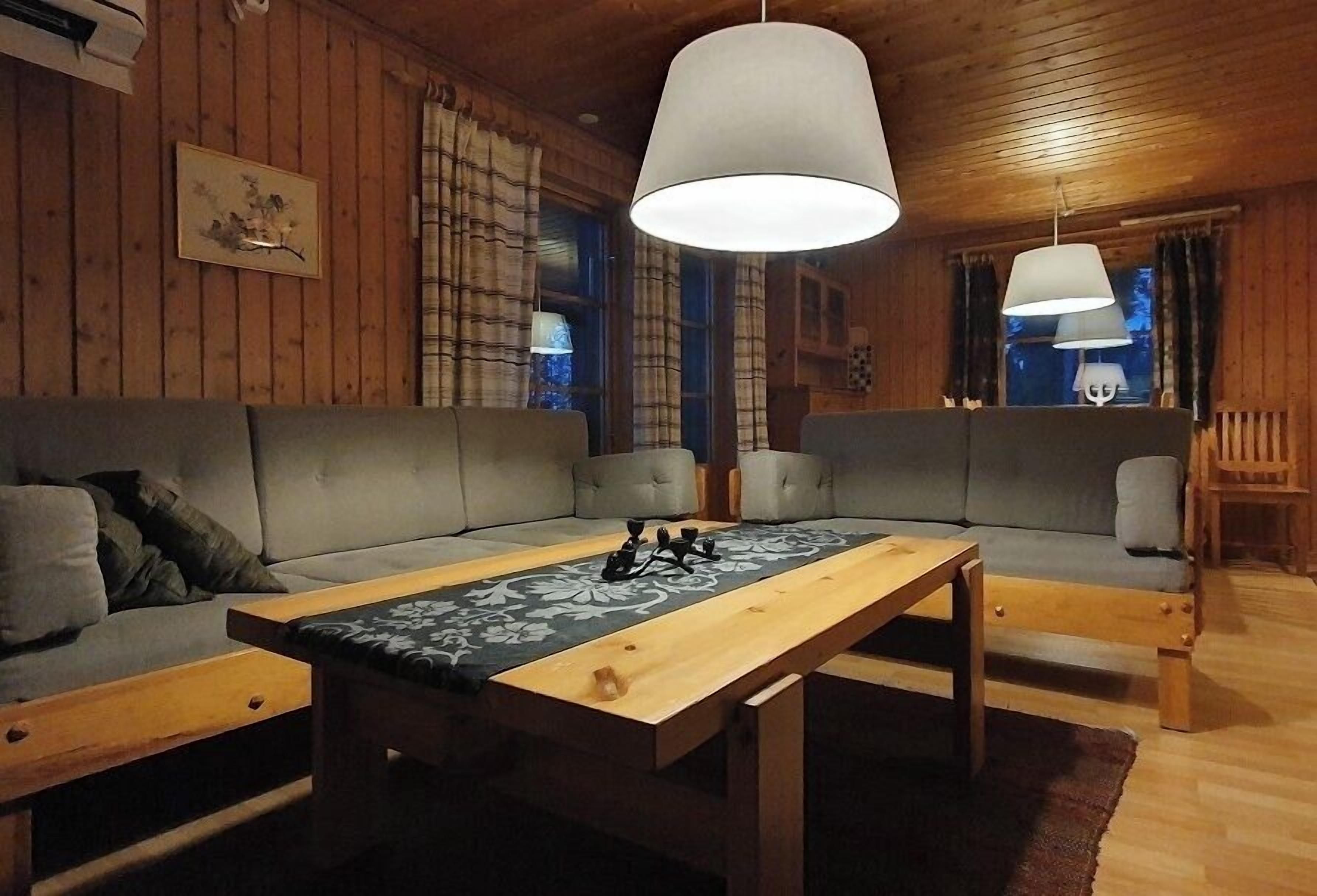 Fernseher, Kamin