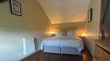 WiFi, bed sheets