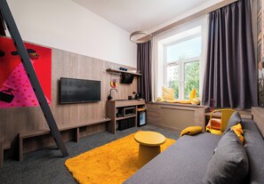 TV