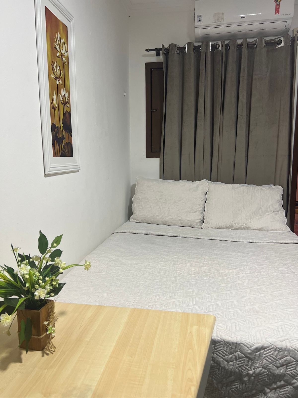 Deluxe-Dreibettzimmer, Klimaanlage | Kostenloses WLAN, Rollstuhlgeeignet