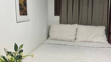 Deluxe Triple Room, Air conditioning | Free WiFi, wheelchair access