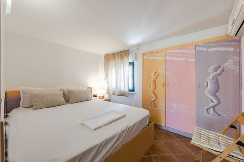 Villa Dita Qerret Relaxing Beachfront Stay