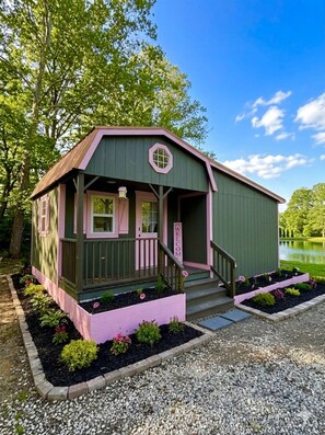 House - Rosey Rodeo Cabin in Indianapolis (Indianapolis)
