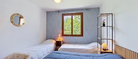 2 chambres, accès à Internet