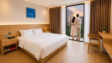 Nệm cao su hoạt tính (memory foam), màn/rèm cản sáng