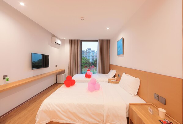 Suite - Siji Hotel (Long Biên)
