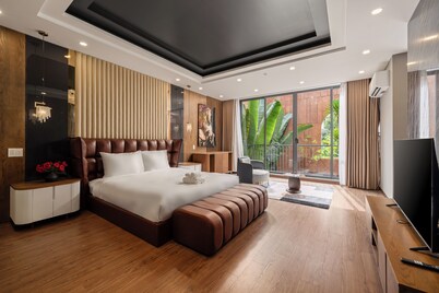 Vidanang Luxury Villa - 6 Bedrooms - Pool - Sauna - Karaoke