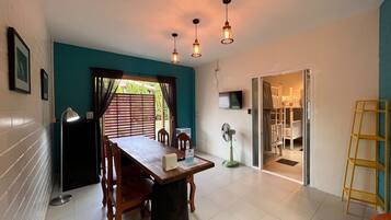 Quarto standard, vista para o jardim | Opções para refeição
