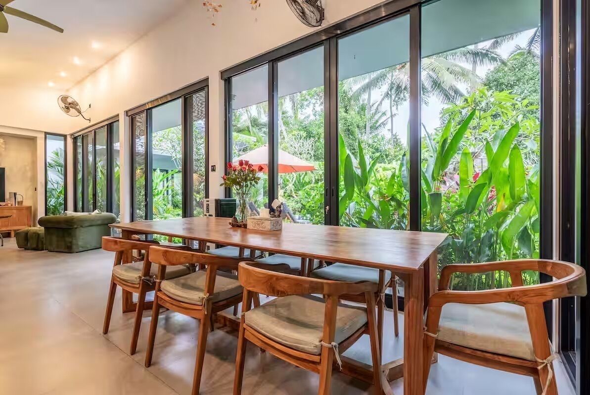 Villa familiar, 4 habitaciones, alberca privada | Restaurantes