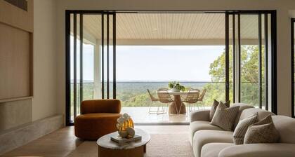 Fairydale Estate | Luxury Hinterland Retreat, Pool & Tennis