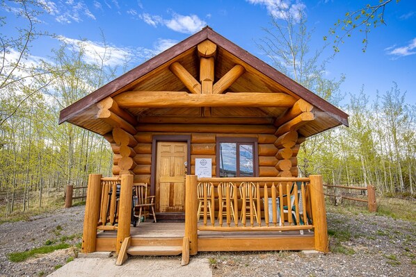 Exterior - Hunters Cabin at Meadow Lake Guest Ranch (Clinton)