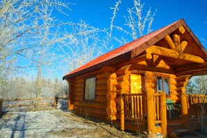 Exterior - Hunters Cabin at Meadow Lake Guest Ranch (Clinton)