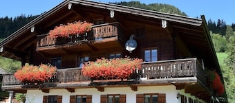 Apartment no. 3, 1-2 persons, 39 sqm, balcony and terrace, TV, WLAN