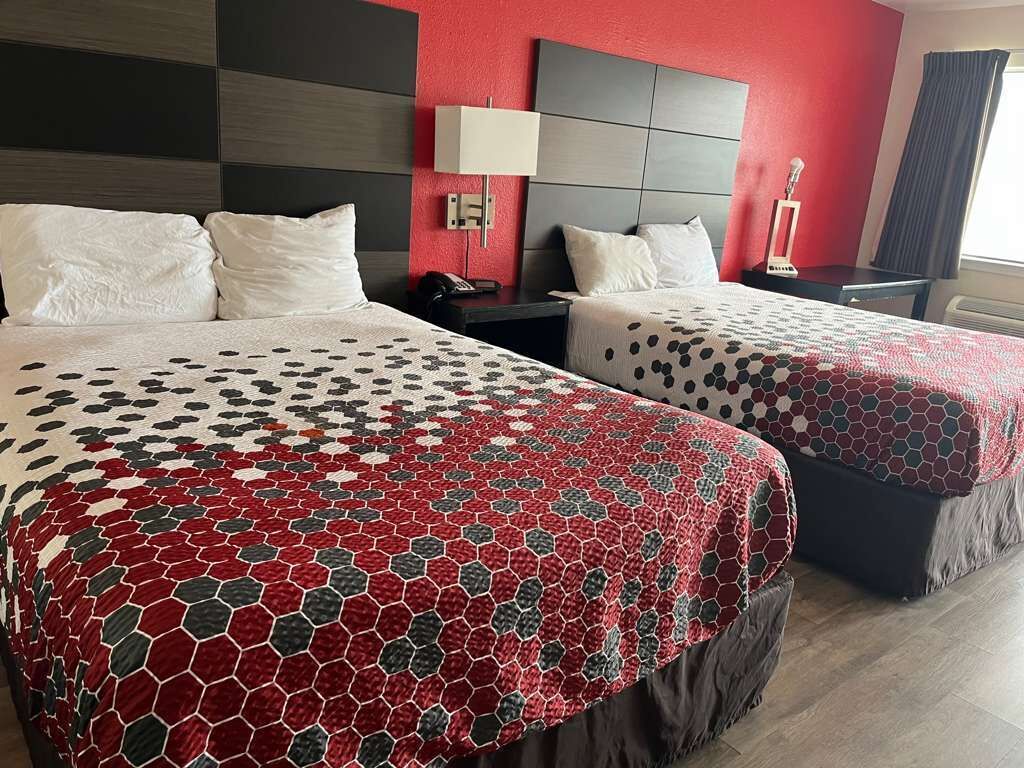 Standard Room, 2 Queen Beds, Non Smoking, Hill View