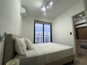 Luxury Apartment, Balcony, City View | Free WiFi - Modern Apartments at the Hub City views (Panamá)
