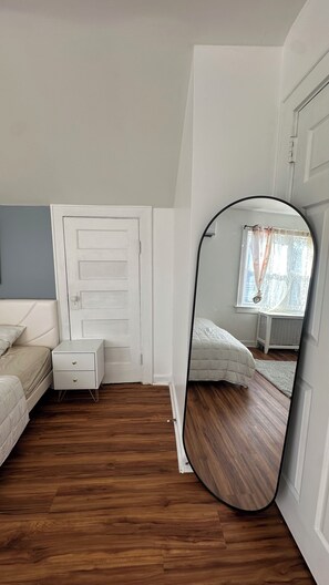 Room - Cozy 1-bedroom apartment in enjoyable Union with AC and gym access (union)