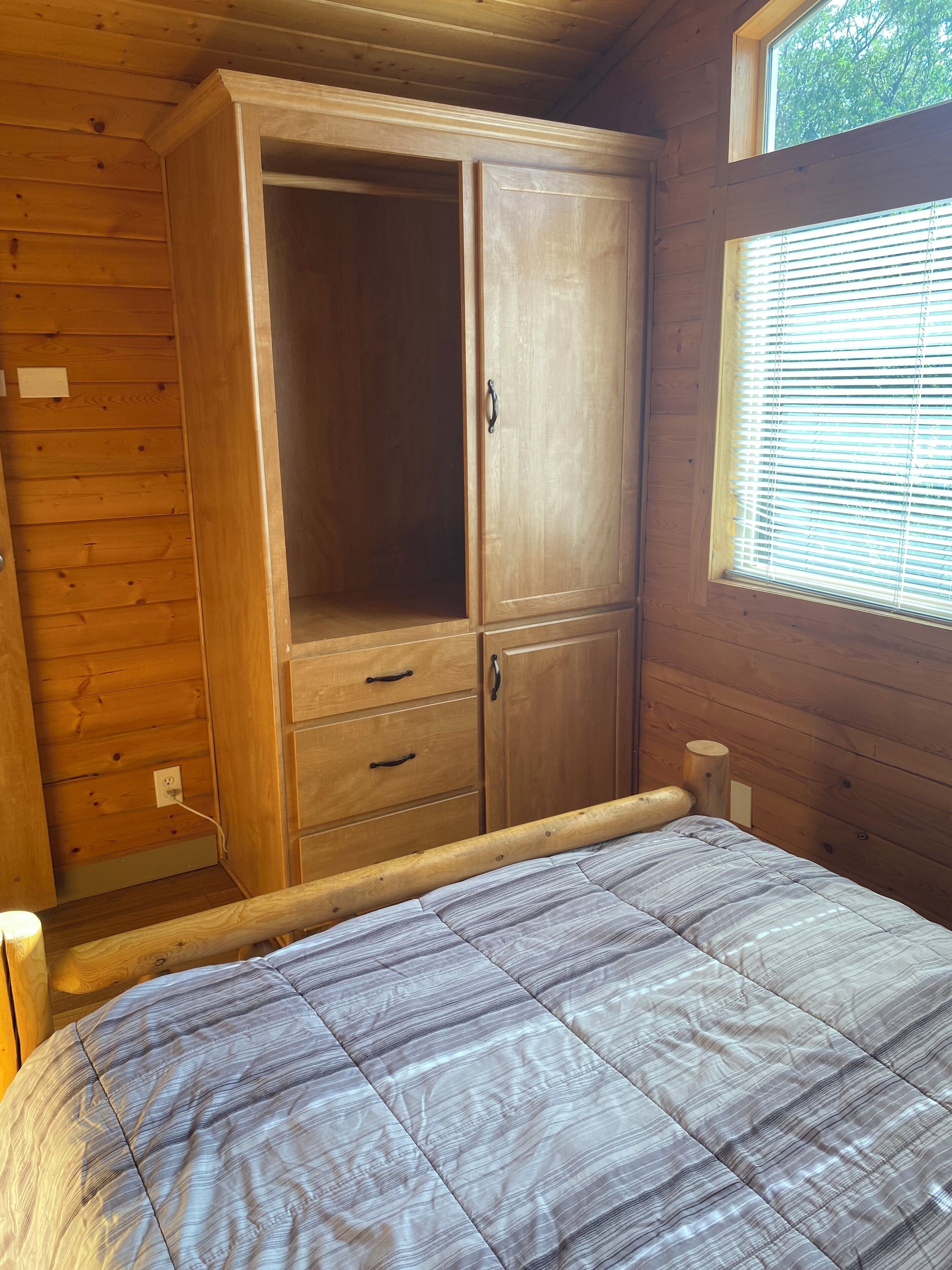 Deluxe Cabin