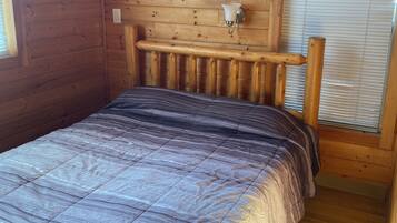 Deluxe Cabin 1 | Free WiFi
