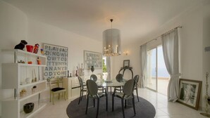 Unclassified image, 3 of 75, button - 16312019 FRGK MONACO Magnificent Sea View Villa (Beausoleil)