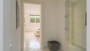 Unclassified image, 4 of 75, button - 16312019 FRGK MONACO Magnificent Sea View Villa (Beausoleil)