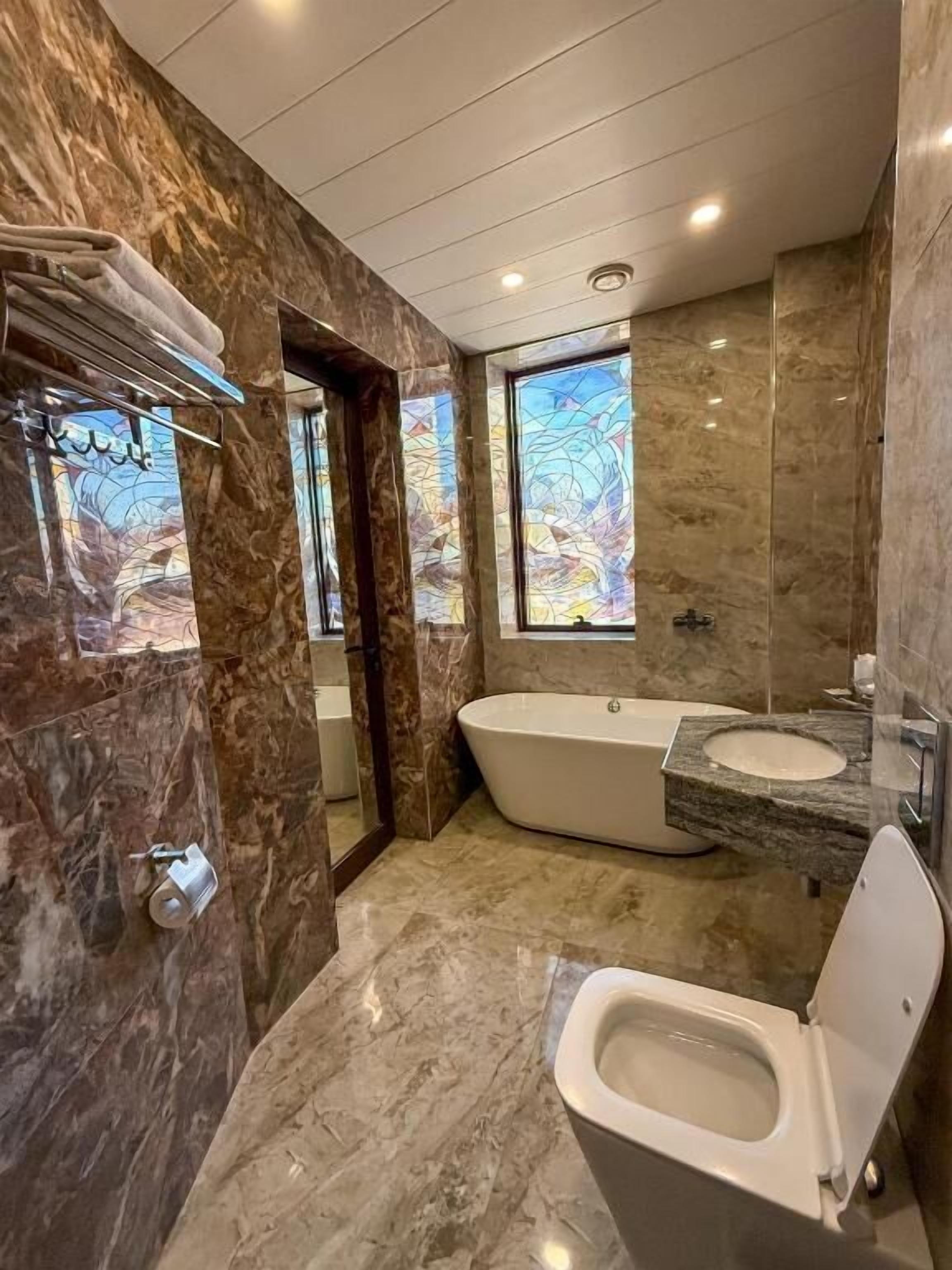 Doppelzimmer, Stadtblick | Badezimmer | Kostenlose Toilettenartikel, Haartrockner, Handtücher, Seife